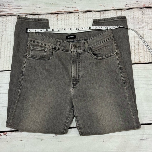 EXPRESS TAPERED ANKLE HIGH RISE women’s JEANS in grey size 4R Mom Jeans EUC - Picture 8 of 14